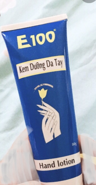 E100 Kem dưỡng da tay lốc/6 tuýp